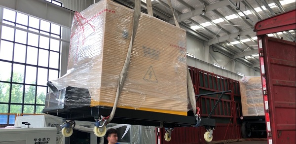 華全移動(dòng)靜音柴油發(fā)電機(jī)組項(xiàng)目整裝下線，發(fā)貨啦